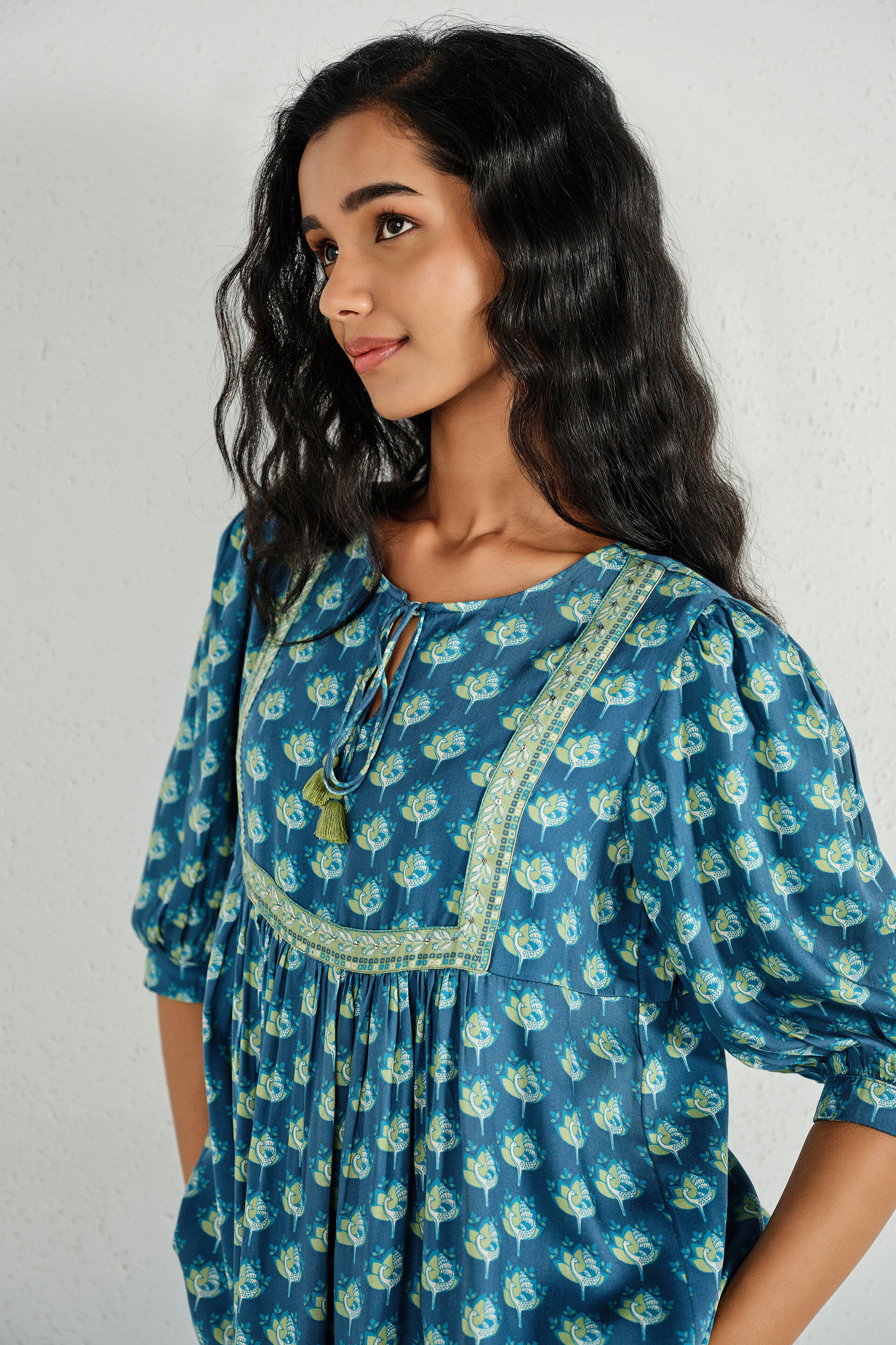 Dancing Peacock Top, Blue, image 2